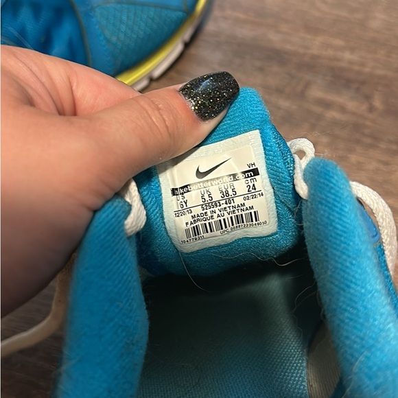 Girls Nike Dual Fusion Shoes Sz 6Y - Picture 4 of 4